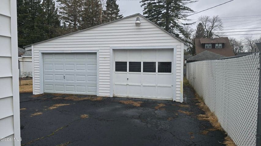35 Eastholm Road, Schenectady, NY, photo 2