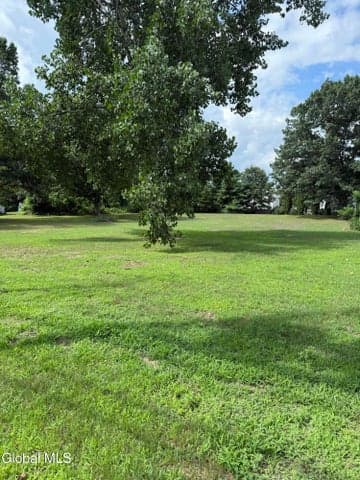 L76.12 Greenfield Avenue, Milton, NY, photo 2