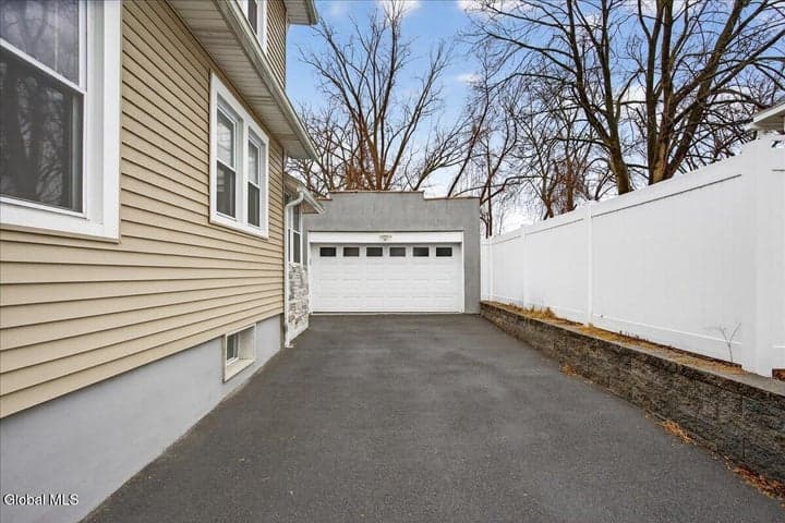 36 Frost Place, Albany, NY, photo 4