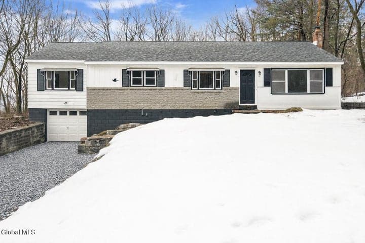 23 Brickyard Road, Schaghticoke, NY, photo 1