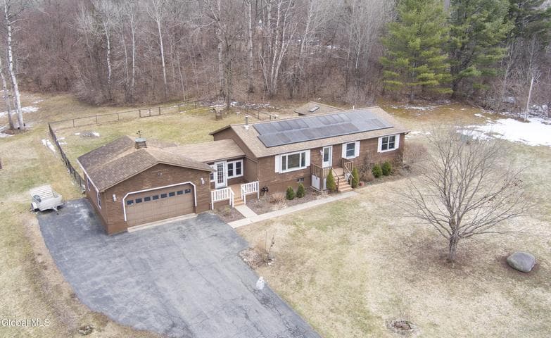 1128 Green Corners Road, Glenville, NY, photo 2