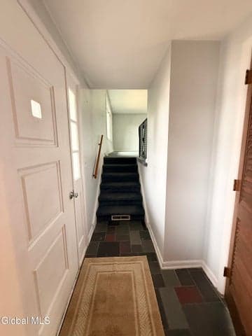 15 Birch Lane, Voorheesville, NY, photo 4
