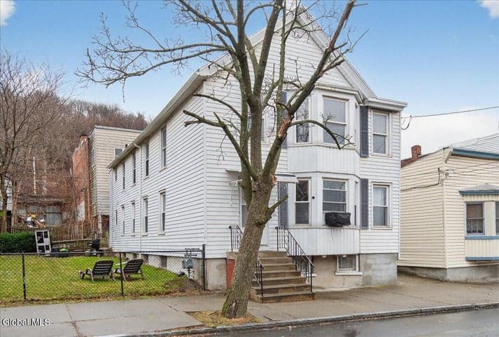 1266 5th Avenue, Troy, NY, photo 4