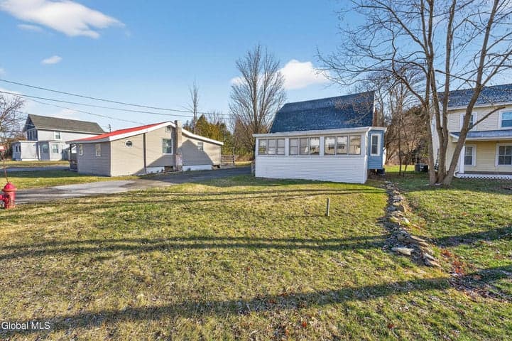 37 Main Street, Ballston, NY, photo 2
