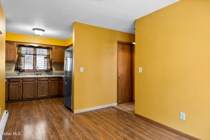 395 Second Avenue, Albany, NY, photo 5