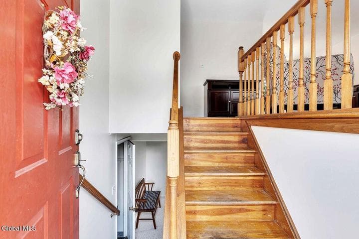 33 Acorn Ave., Clifton Park, NY, photo 5