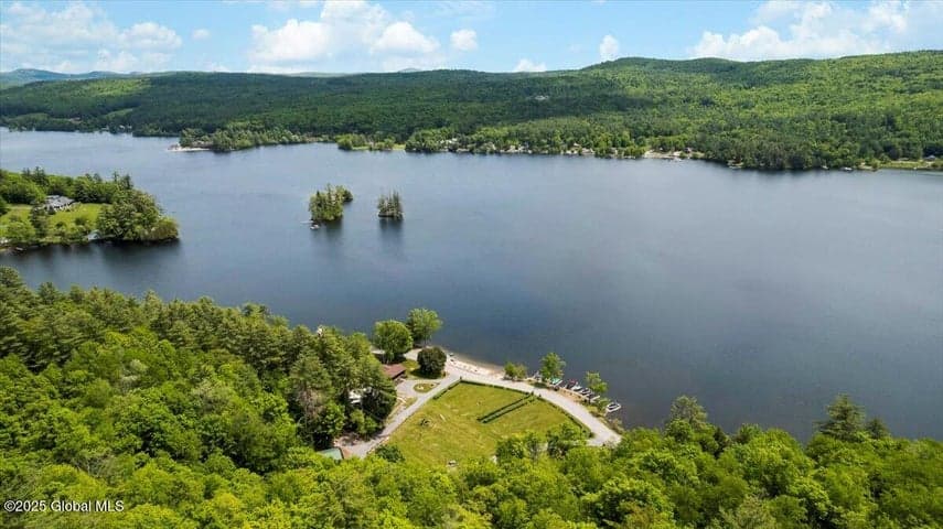 9 Chippewa Loop, Horicon, NY, photo 4