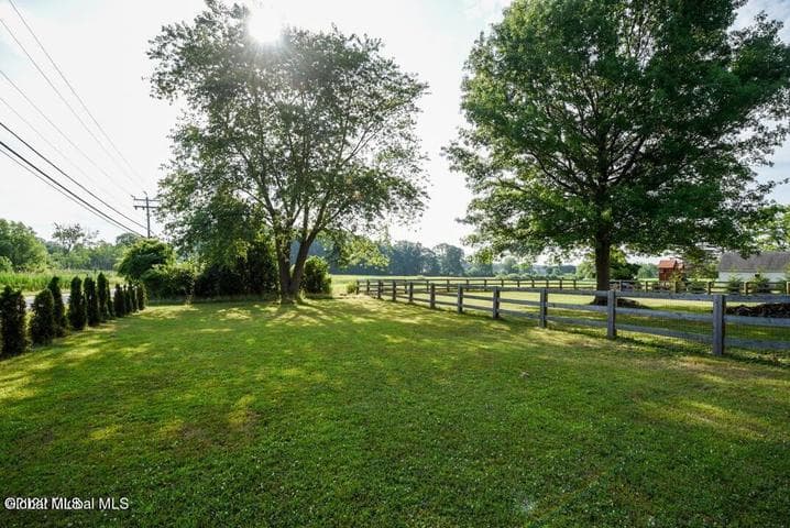 642 Feura Bush Road, Bethlehem, NY, photo 4
