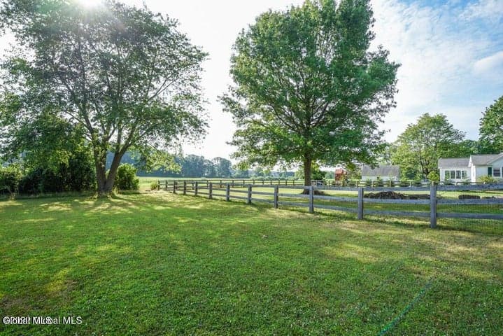 642 Feura Bush Road, Bethlehem, NY, photo 5