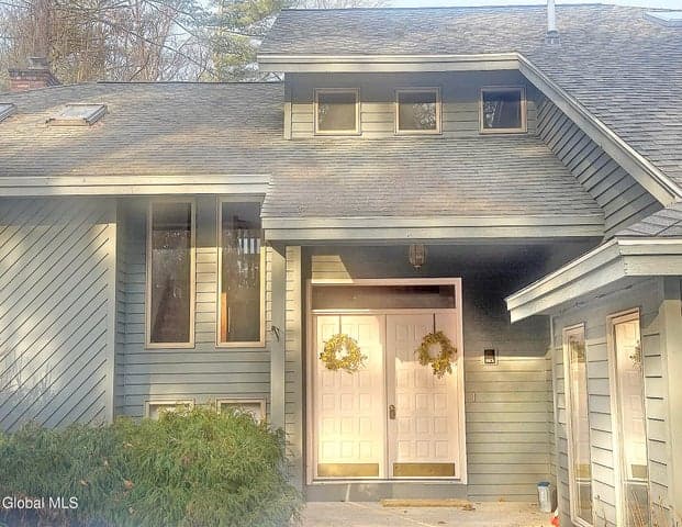 4 Van Court, Queensbury, NY, photo 2