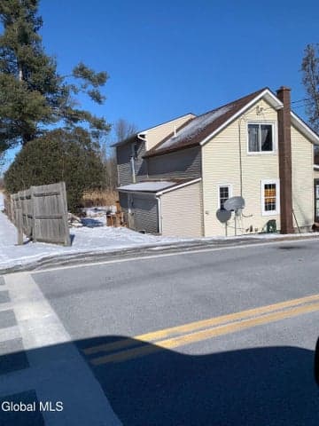 9 Lower Newtown Road, Waterford, NY, photo 1