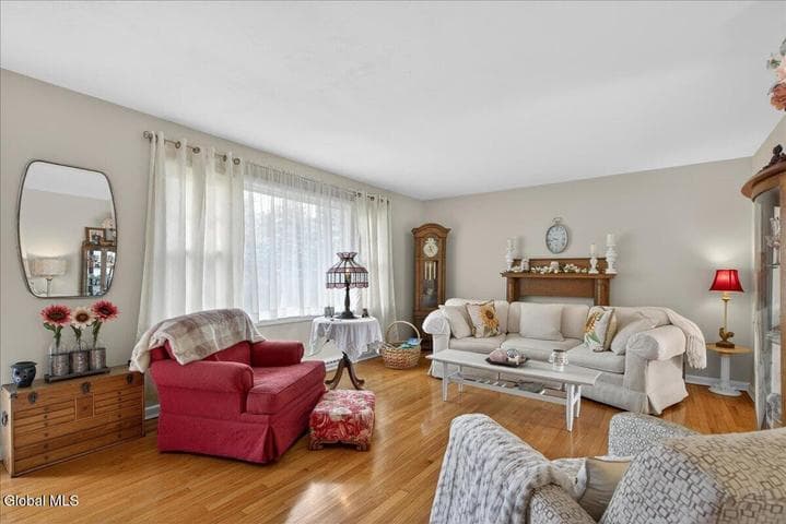 11 Gregory Lane, Colonie, NY, photo 4