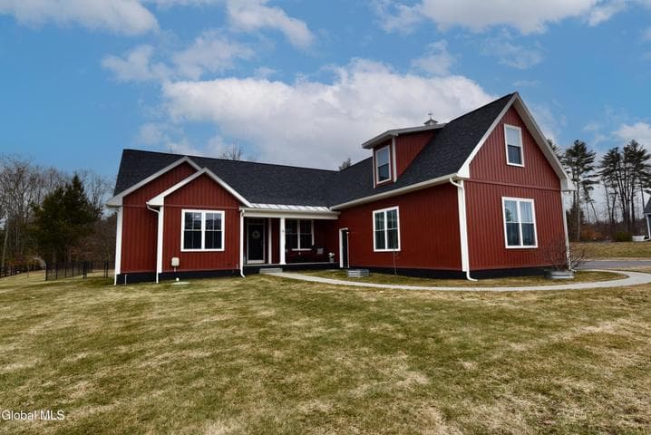 9 Catalina Drive, Milton, NY, photo 2