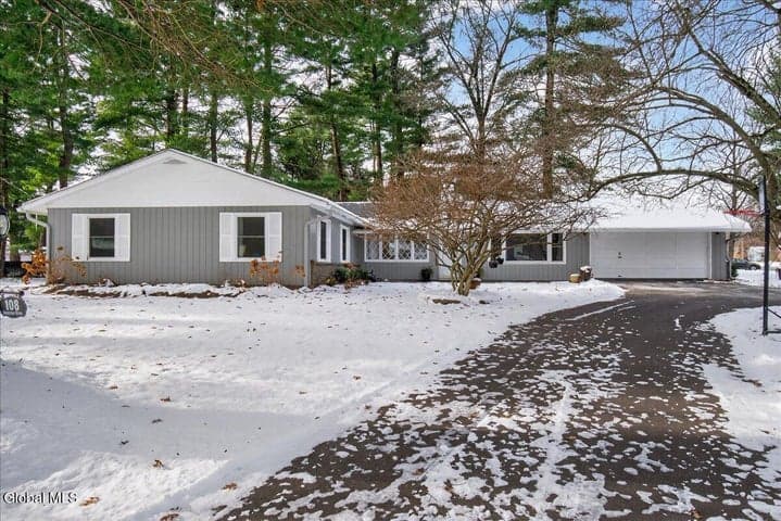 108 Governor Drive, Glenville, NY, photo 1