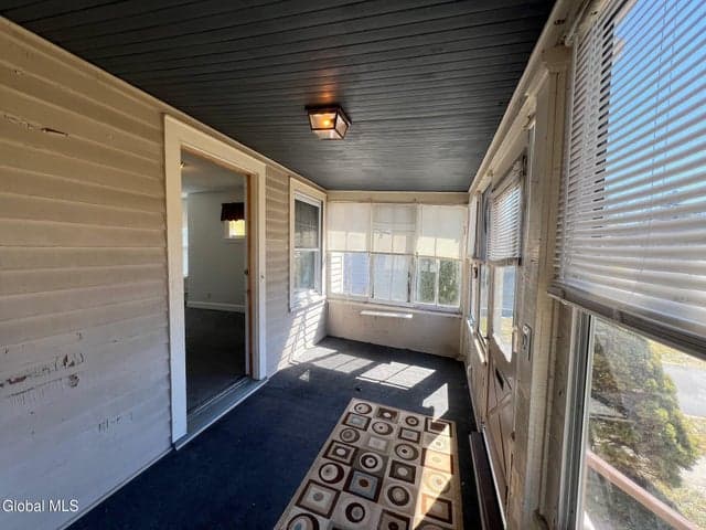 1182 S Country Club Drive, Niskayuna, NY, photo 3