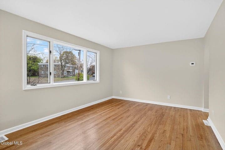 18 Anthony Lane, Colonie, NY, photo 3