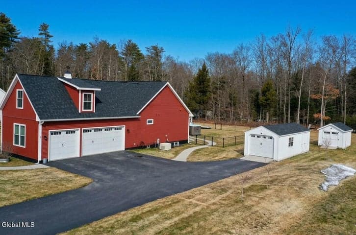 9 Catalina Drive, Milton, NY, photo 3