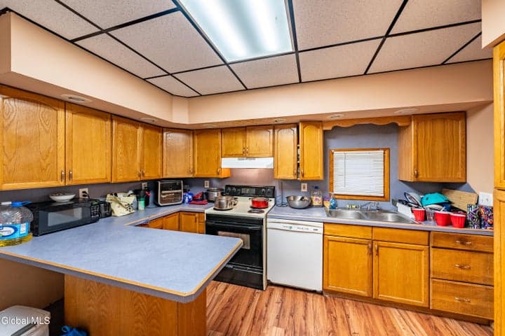 70 6th Avenue, Troy, NY, photo 3