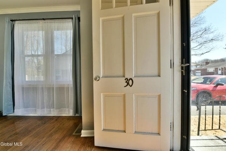 30 Forest Drive, Colonie, NY, photo 5