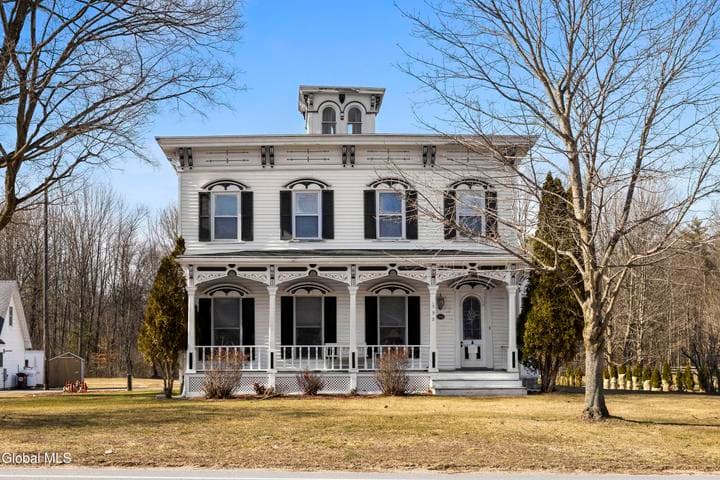 392 Gurn Springs Road, Wilton, NY, photo 1
