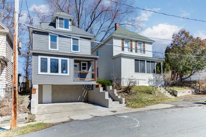 8 Sheldon Street, Schenectady, NY, photo 1