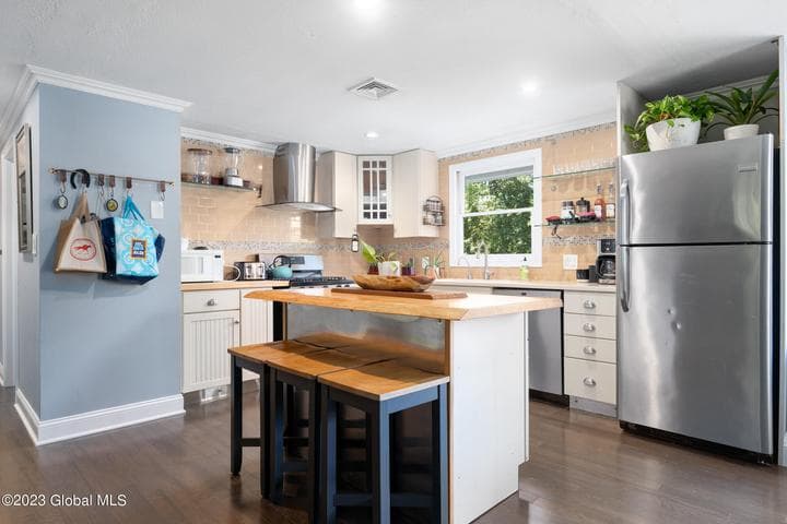 1 Laurie Lane, Wilton, NY, photo 4