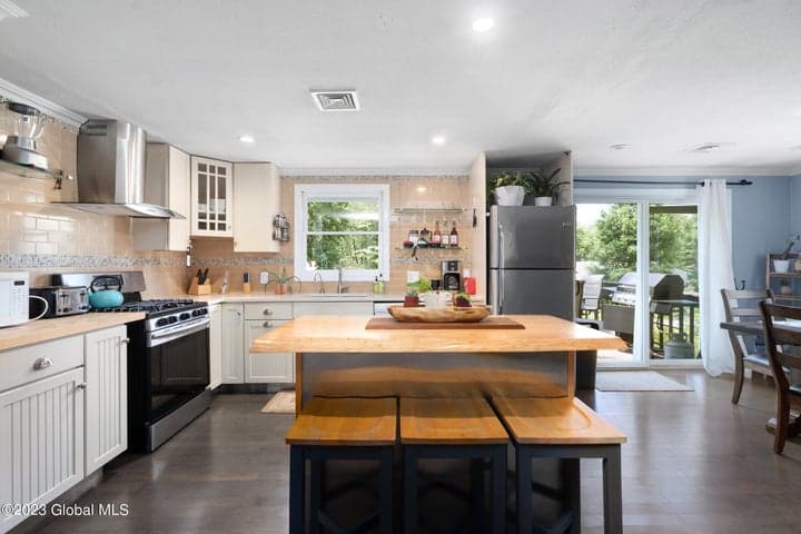 1 Laurie Lane, Wilton, NY, photo 5