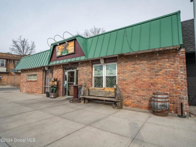 261 New Scotland Avenue, Albany, NY, photo 1