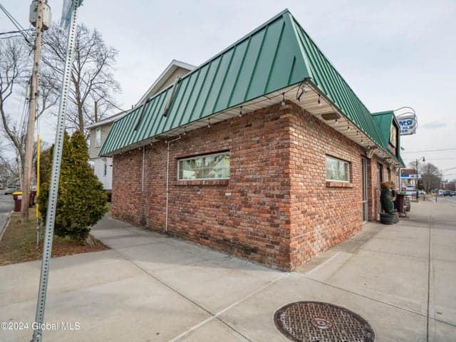 261 New Scotland Avenue, Albany, NY, photo 4