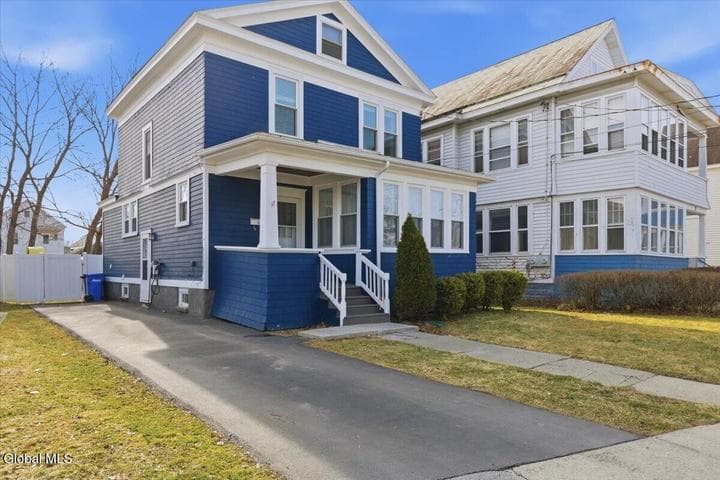 16 Oakwood Street, Albany, NY, photo 1