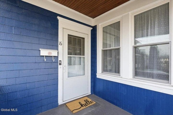 16 Oakwood Street, Albany, NY, photo 3