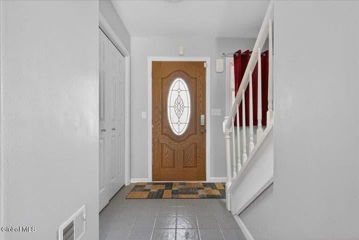 49 Cheryl Court, Troy, NY, photo 4