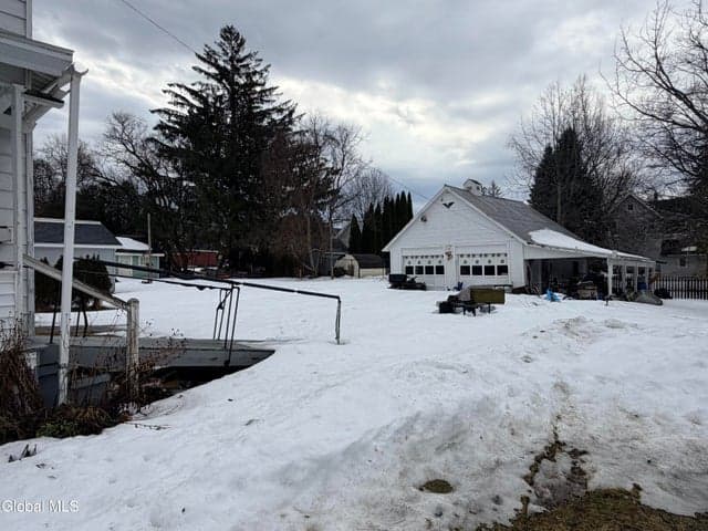 20 Franklin Street, Gloversville, NY, photo 4