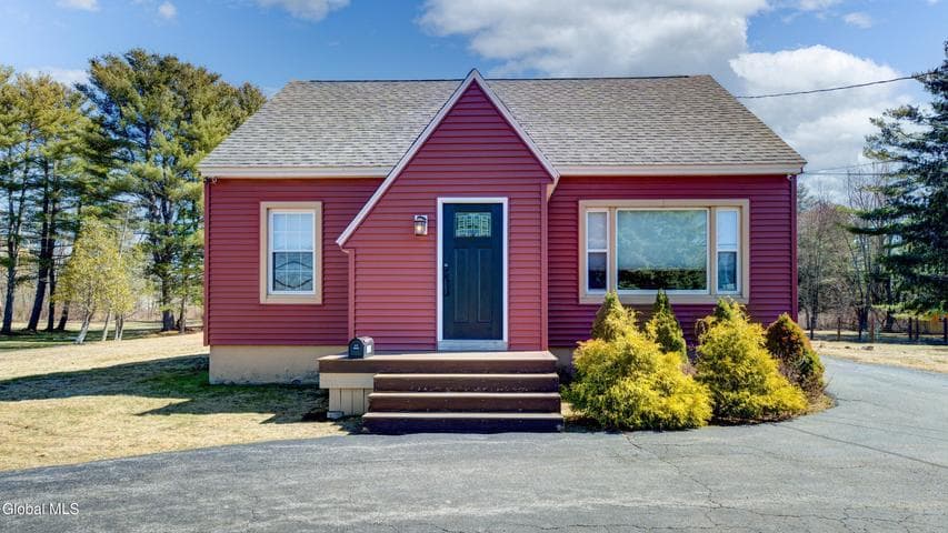 1323 Midline Road, Amsterdam, NY, photo 3