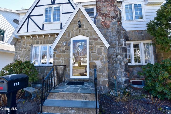 846 Wright Avenue, Schenectady, NY, photo 5