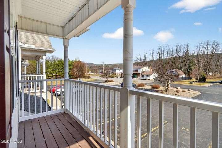 34 Riverside Drive, Rotterdam, NY, photo 3