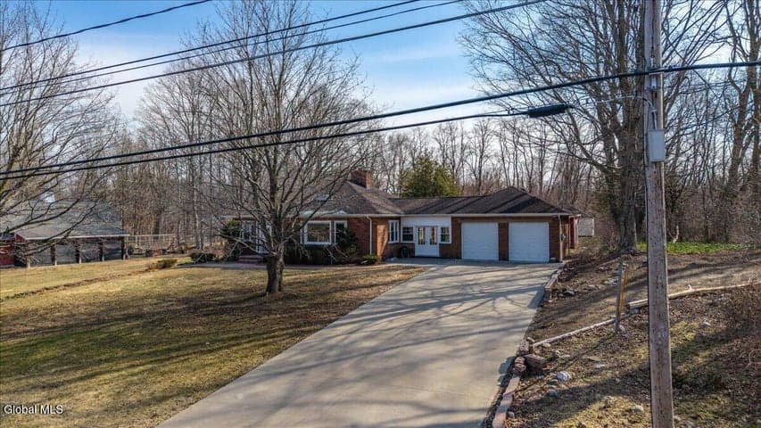 227 Sugar Hill Road, Rexford, NY, photo 4