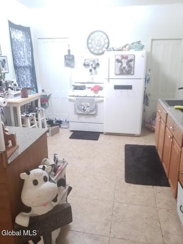 87 Yale Street, Gloversville, NY, photo 5