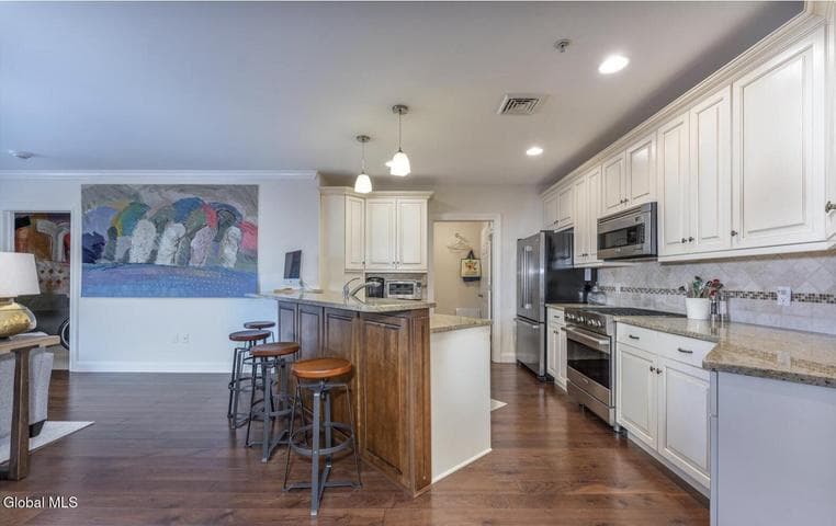 38 High Rock Avenue #APT 5C, Saratoga Springs, NY, photo 3