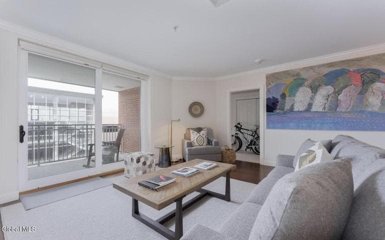 38 High Rock Avenue #APT 5C, Saratoga Springs, NY, photo 4