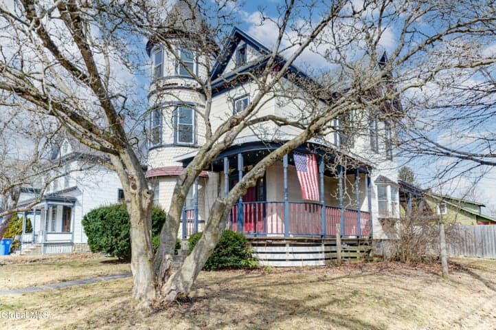 213 E Main Street, Johnstown, NY, photo 1