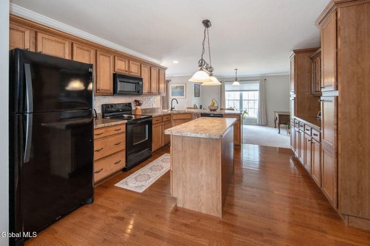 6655 Fuller Station Road, Guilderland, NY, photo 3