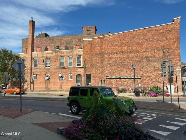 162 Glen Street, Glens Falls, NY, photo 5