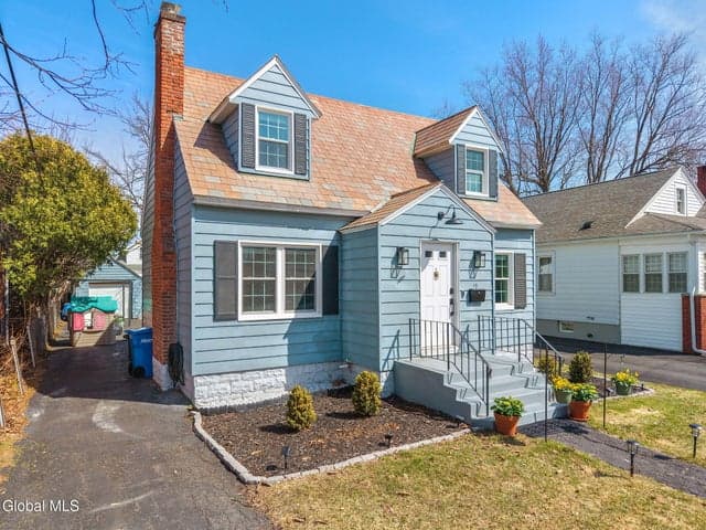19 Fordham Court, Albany, NY, photo 2