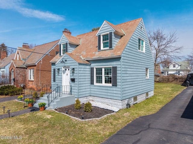 19 Fordham Court, Albany, NY, photo 3