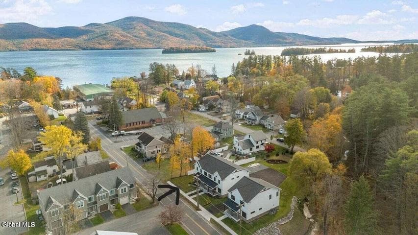 25 Goodman Avenue, Bolton, NY, photo 4