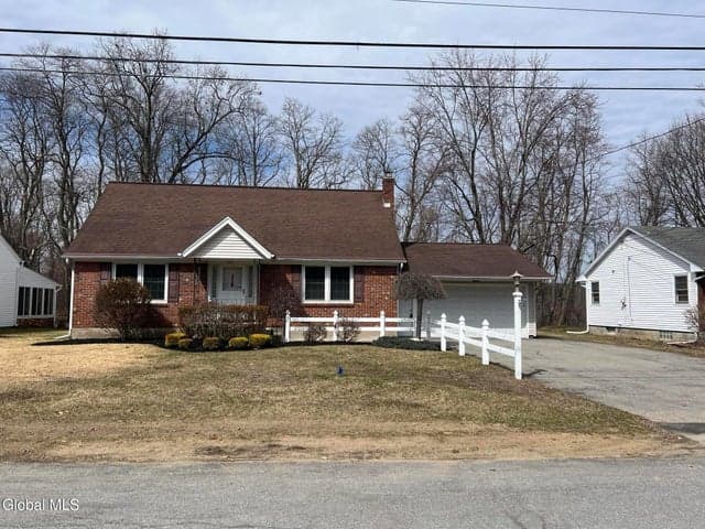 2757 Maida Lane, Rotterdam, NY, photo 2