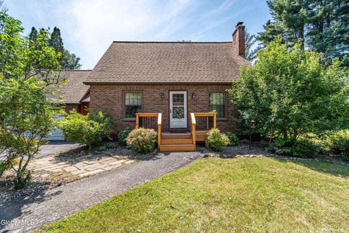 663 Sacandaga Road, Glenville, NY, photo 1