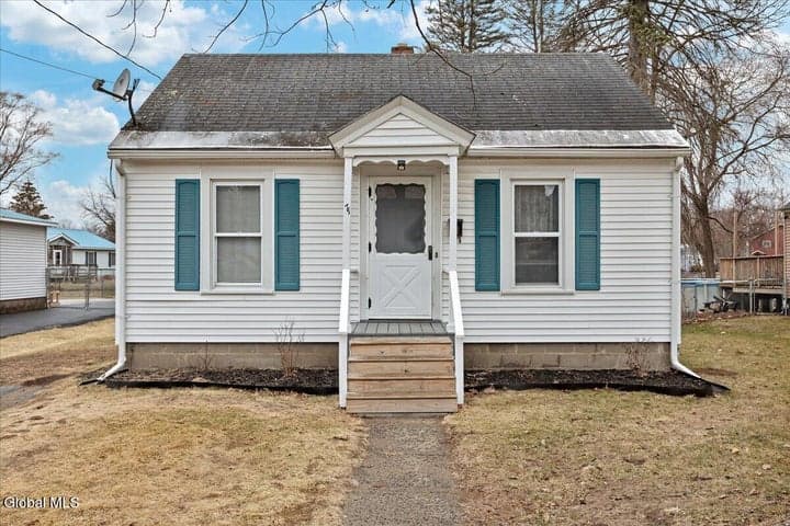 71 Coleman Avenue, Hudson Falls, NY, photo 1