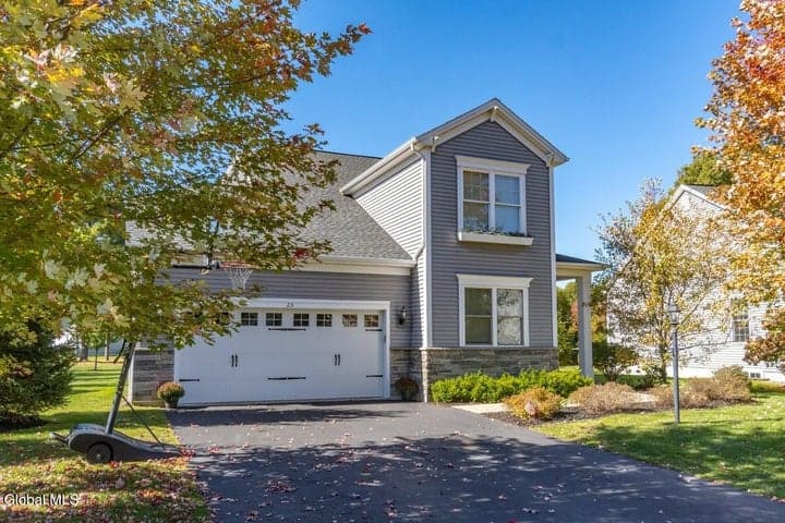 25 Cider Mill Way, Wilton, NY, photo 2
